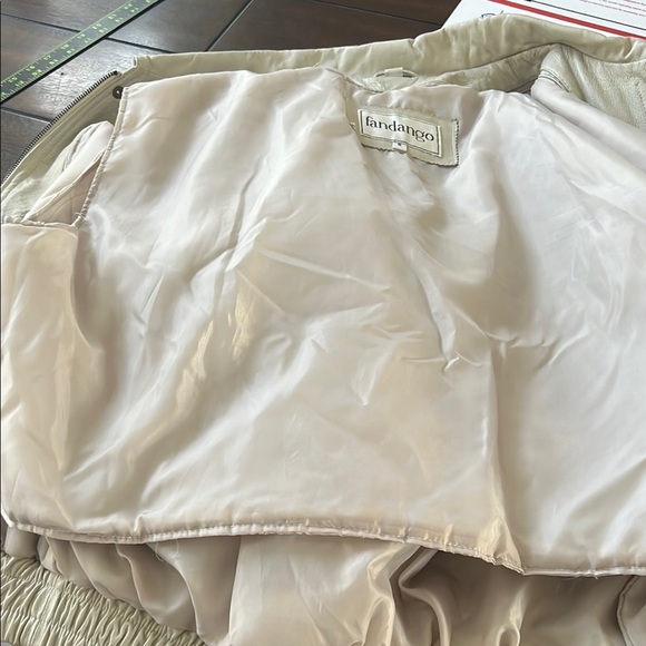 Fandango Cream Leather Jacket - Picture 15 of 15